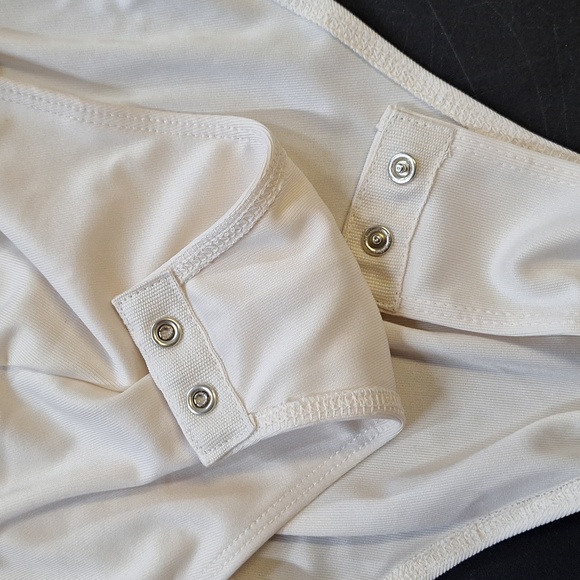 NEW! Long Sleeve Ruched Slim Fit Bodysuit, Cream - A New Day - Picture 6 of 9